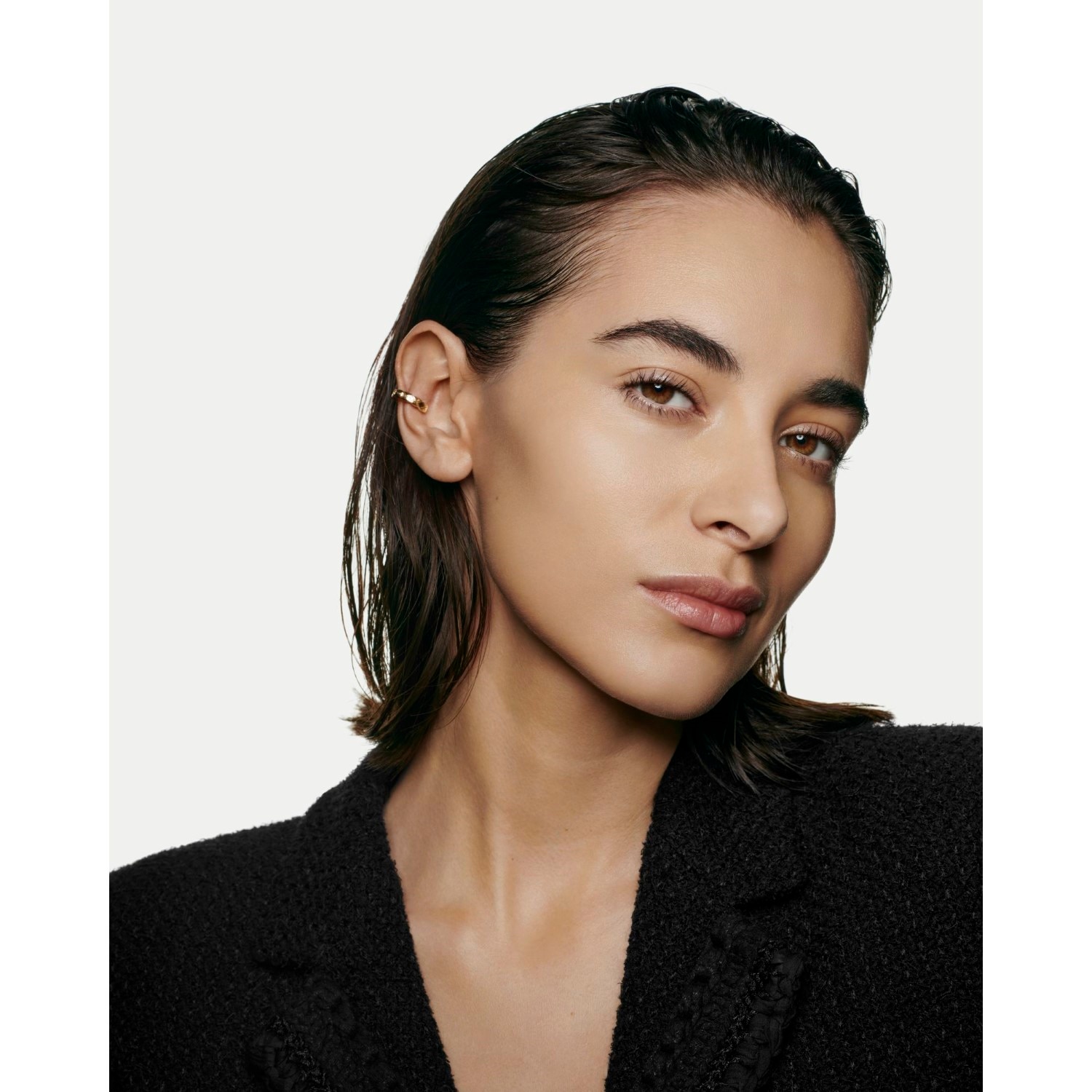 LES BEIGES BASE DE MAQUILLAJE. EFECTO SALUDABLE NATURAL HIDRATANTE